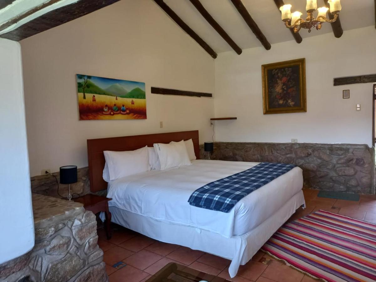 Lizzy Wasi Urubamba Hotel Buitenkant foto
