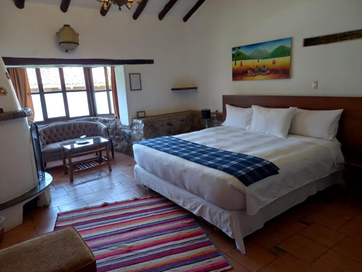 Lizzy Wasi Urubamba Hotel Buitenkant foto