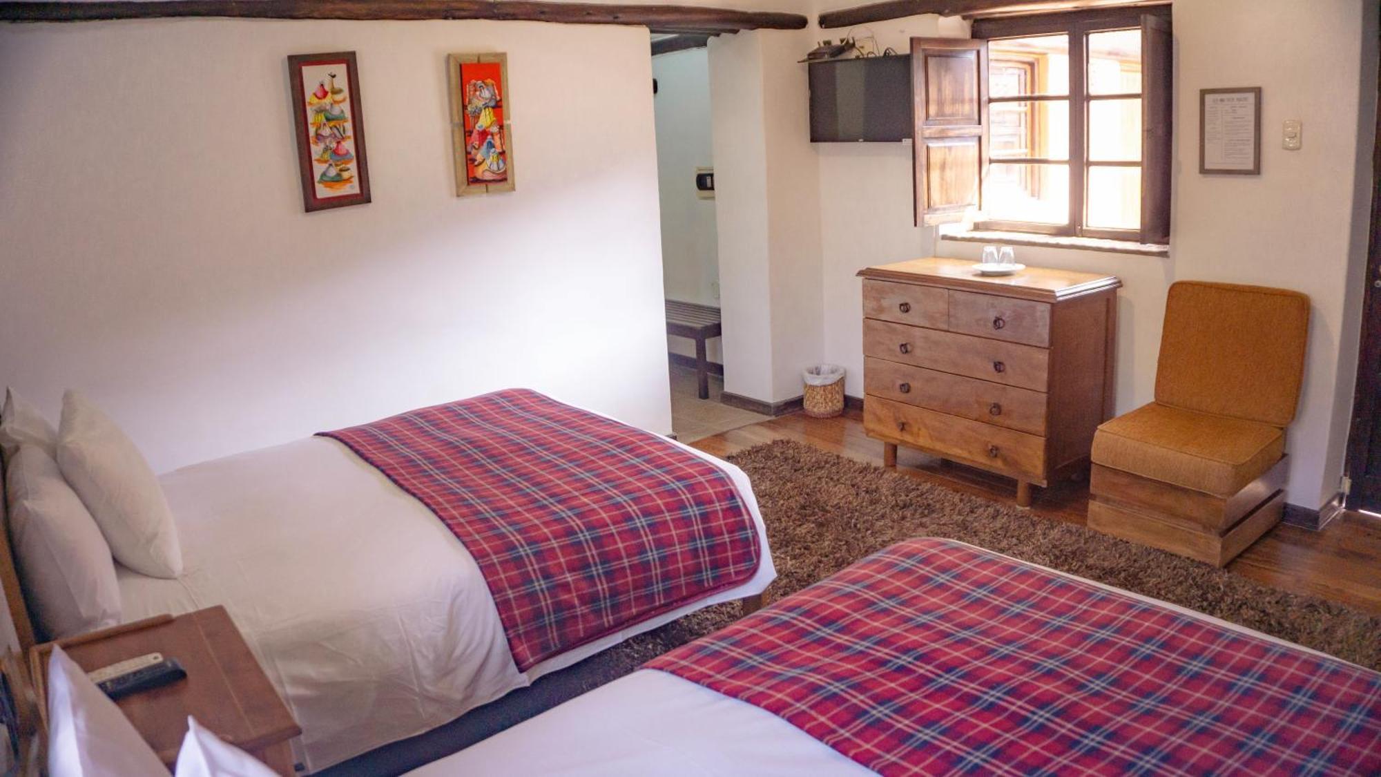 Lizzy Wasi Urubamba Hotel Buitenkant foto