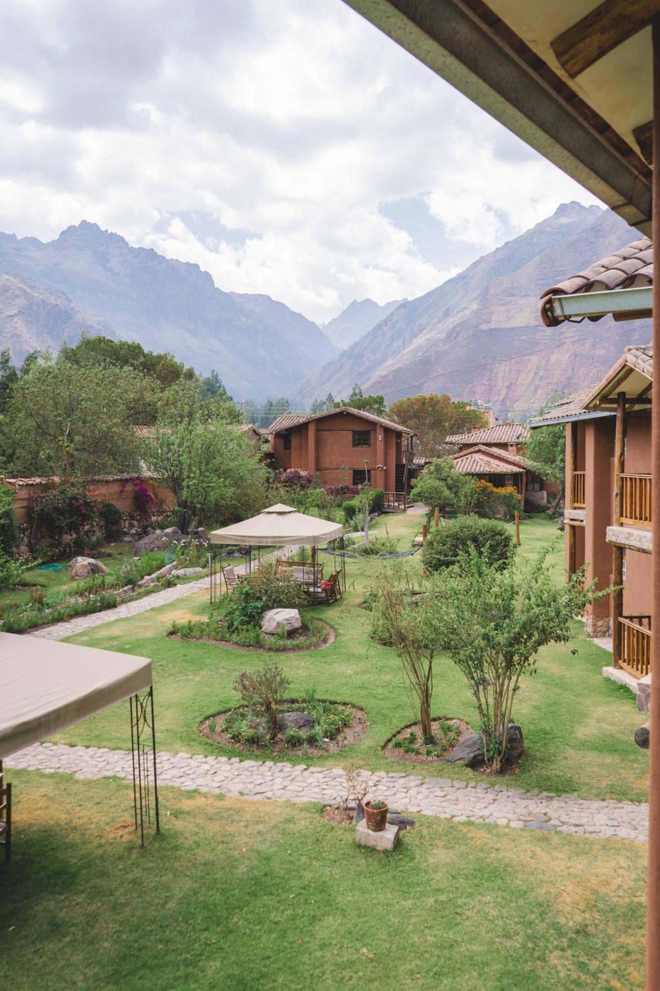 Lizzy Wasi Urubamba Hotel Buitenkant foto
