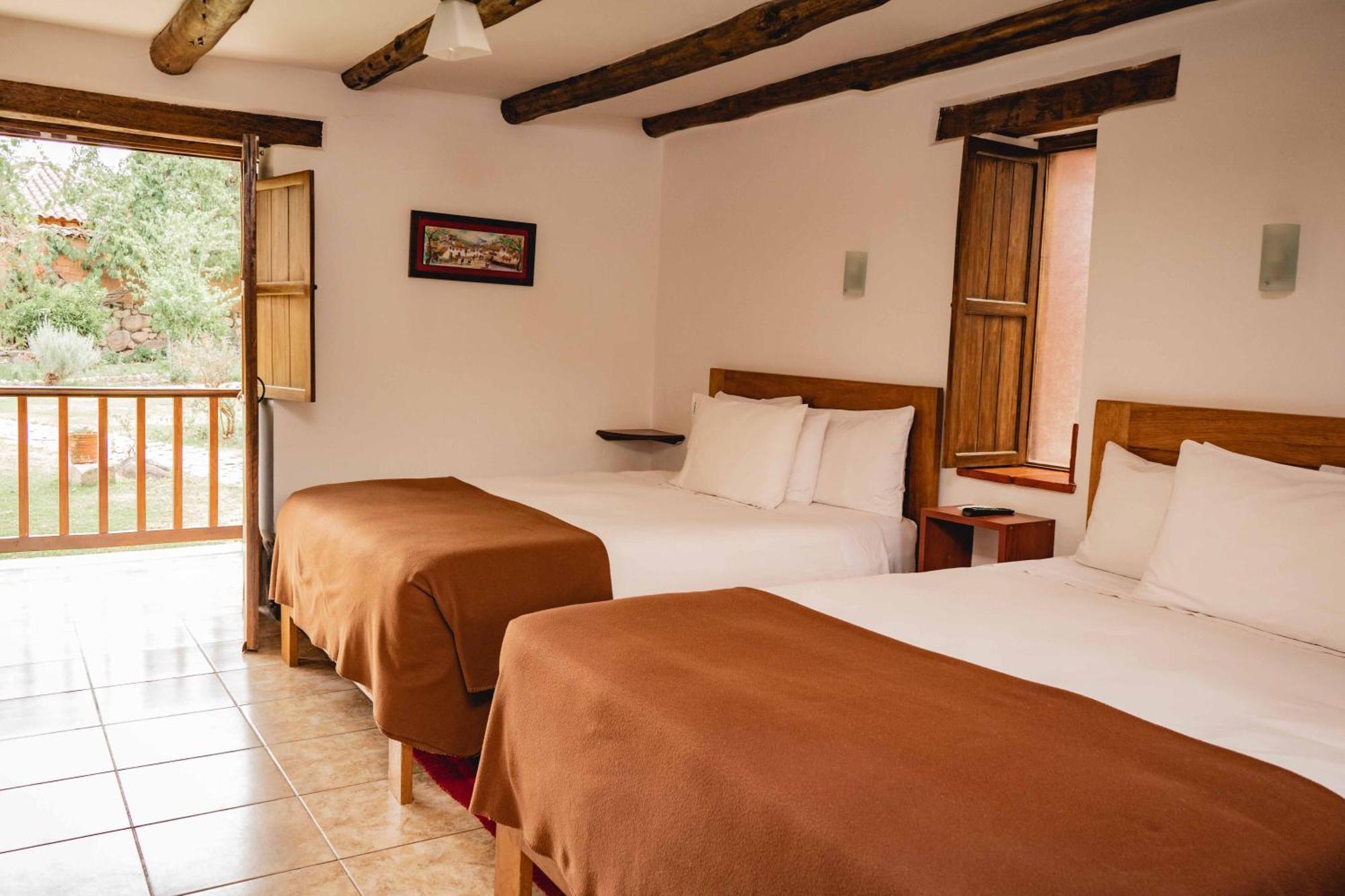 Lizzy Wasi Urubamba Hotel Buitenkant foto