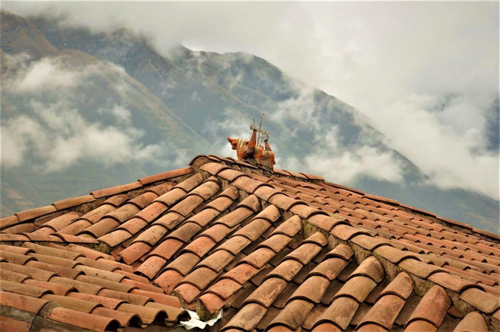 Lizzy Wasi Urubamba Hotel Buitenkant foto