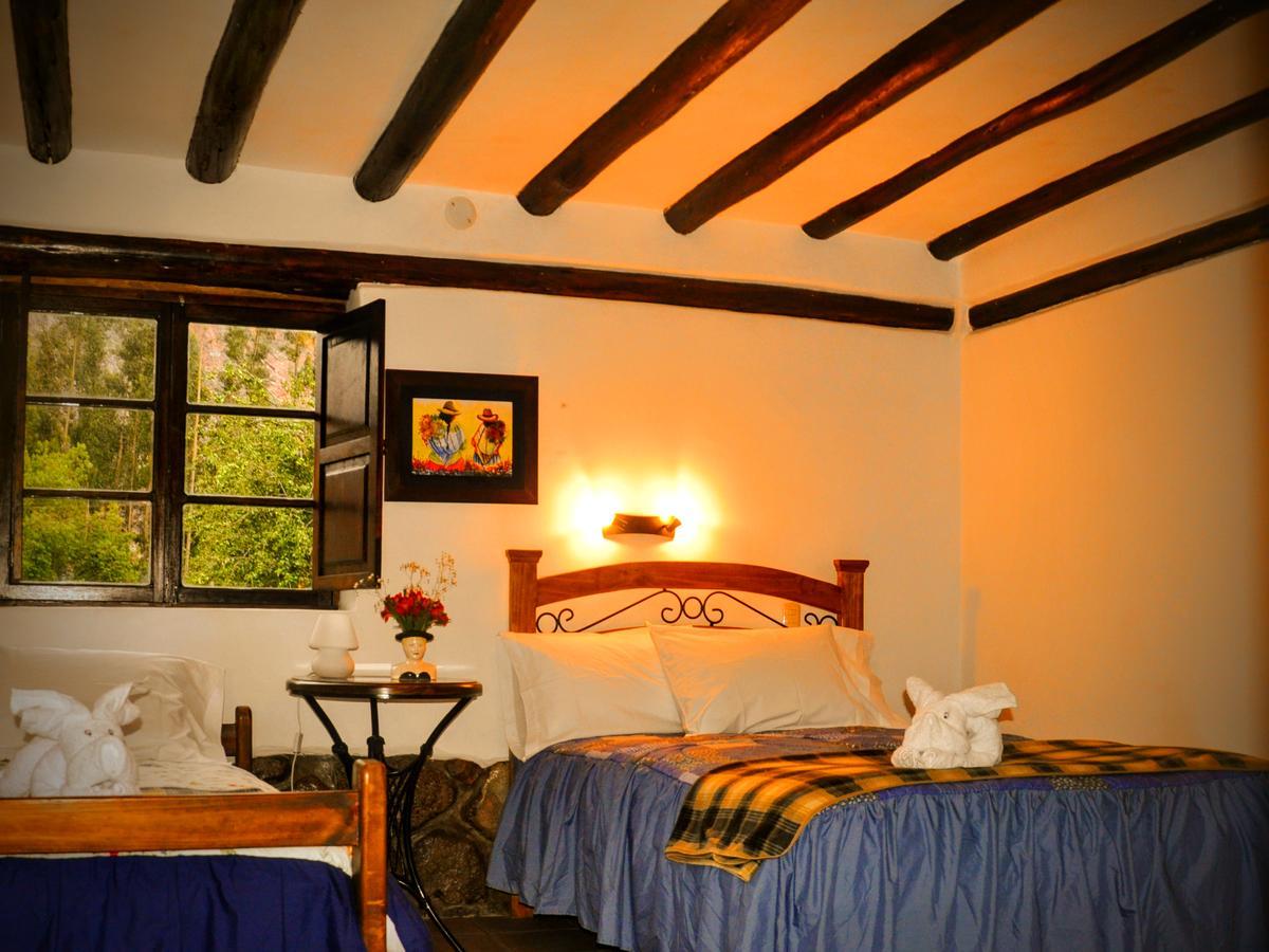 Lizzy Wasi Urubamba Hotel Buitenkant foto